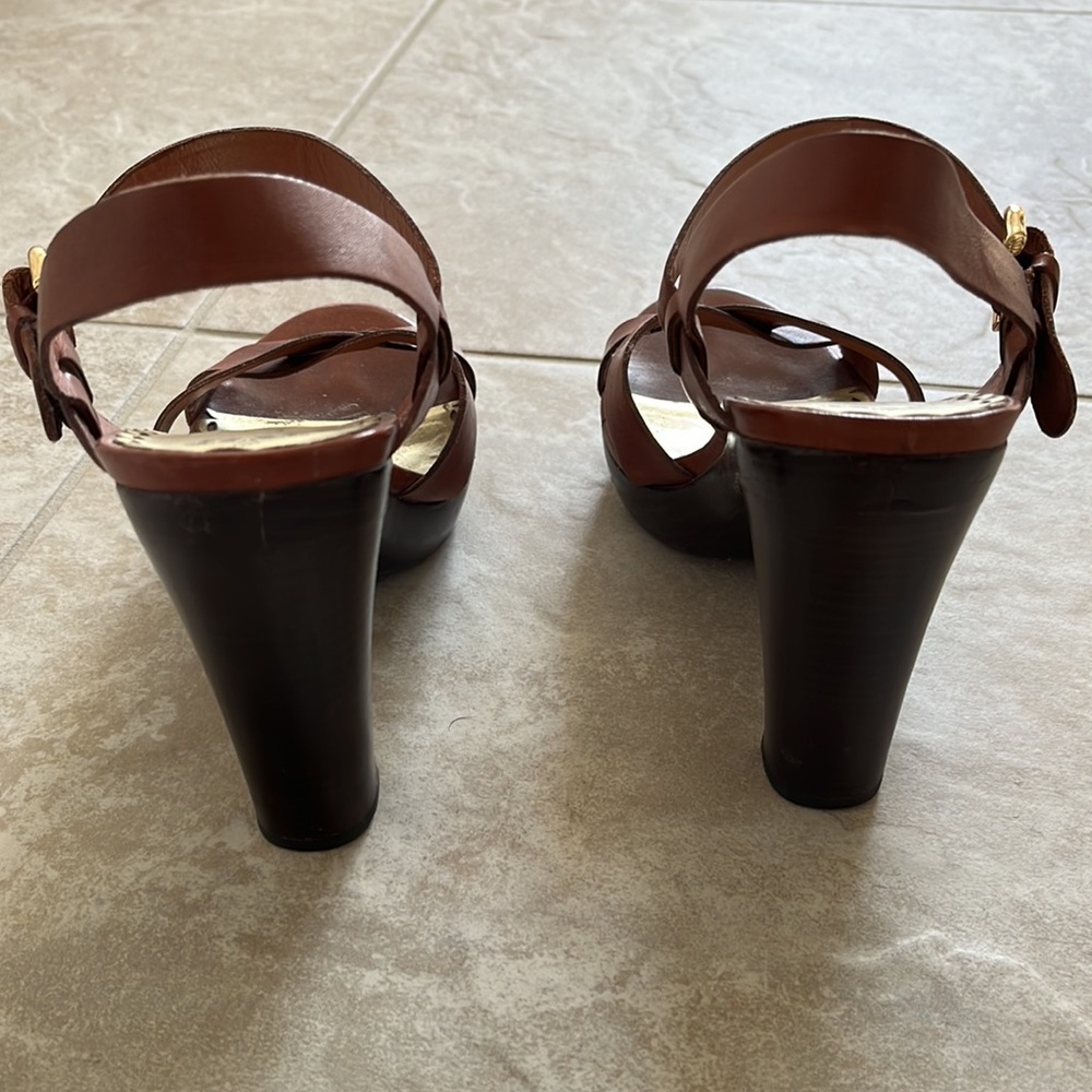 Beautiful Juicy Couture Sandal! View 2